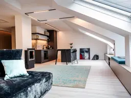 Wohnjuwel am Traunsee – Exklusive Dachgeschosswohnung mit traumhaftem Ausblick