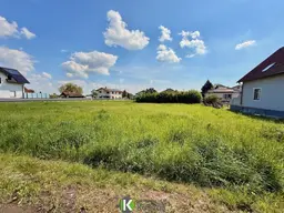 Ebenes Baugrundstück am Stadtrand!