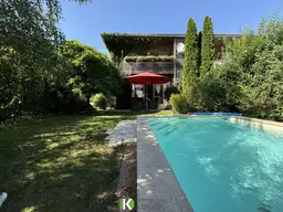 Bald zu Hause! Neuwertige Doppelhaushälfte mit Pool!