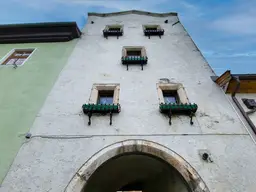 Historischer Stadtturm (Inntor, ehemals Brückentorturm) in Rattenberg / Tirol