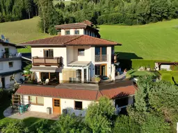 Traumhaftes, elegantes und großzügiges Wohnhaus in ruhiger Sonnenlage mit Panoramablick auf das Zillertal