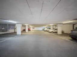 Garagenplätze im Dorfkern!