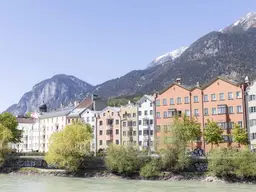 Große 2-Zimmerwohnung mit Balkon in zentraler Lage!