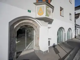 Große Geschäftsfläche im Ortskern!