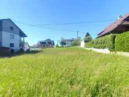 Sonniges Grundstück am Waldrand sehr idyllisch am Bach