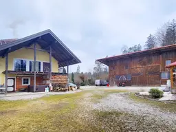 Charmantes Bauernhaus mit 2,8 ha Grund – Idylle pur in ländlicher Lage