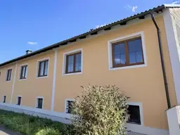 Reitanlage mit Wohngebäude