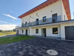 Haus mit 5 Schlafzimmer! Garage Schlüsselfertig !