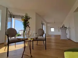 Selbstständig und doch im eigenen sicheren Hafen, WOHNEN-BÜRO, Niedrigst-Energiehaus 11 KW