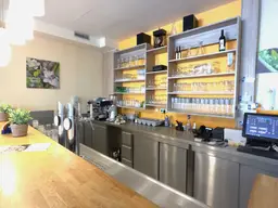 Ofen heiß, Lage top – Einzige Pizzeria im Ort zu übernehmen!