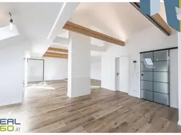 EDLE 4-Zimmer Dachgeschoßwohnung in Ruhelage mit Klimaanlage und SW-Fernblick!