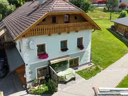 Historisches Juwel mit grenzenlosem Potenzial: Zweifamilienhaus auf knapp 3.000 m² Bauland mit Ausbaupotential in Greifenburg.
