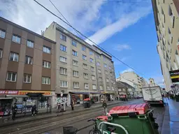 Zentrale Lage, fairer Preis – Ihr neues Zuhause oder Investment-Helle 2-Zimmer-Wohnung