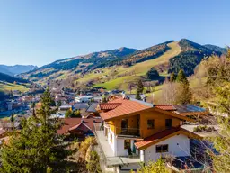 Stilvolles Landhaus mit Panoramablick und Ski in/Ski out