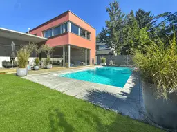 Modernes Einfamilienhaus mitten im Rheintal
