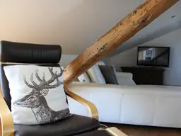 ACHTUNG! EXCLUSIVE FERIENWOHNUNG - Penthouse mit Garten und Blick über das Inntal!