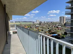Sehr gut aufgeteilte 3 Zimmerwohnung mit großem Balkon