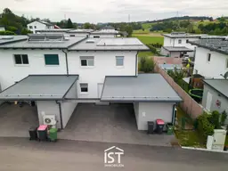 Eitzing - Modernes Reihenendhaus in ruhiger Siedlungslage