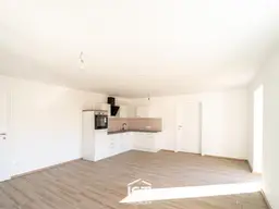 St. Veit i. I . - Helle 2-Zimmer-Wohnung im OG mit Balkon