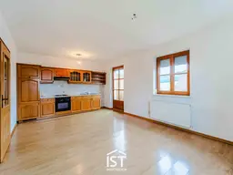 Roßbach - Ländlich gelegene 3-Zimmer-Wohnung mit Balkon