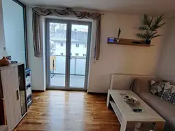helle, freundliche 2-Zimmer Wohnung mit Balkon im Zentrum von Aspach