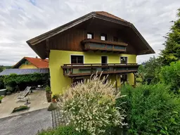 Wohnen und Arbeiten unter einem Dach - auch als Mehrfamilienhaus geeignet