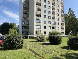 Sehr gut aufgeteilte 3-Zimmer-Wohnung mit Loggia (befristet vermietet)