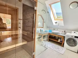 Bodensdorf am Ossiachersee: besondere 2-ZI-Dachgeschoss Wohnung mit Balkon, allgemein XL SPA &amp; Pool