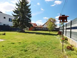 SONNIGES, RUHIGES GRUNDSTÜCK MIT ALTBESTAND UND VIEL POTENZIAL
