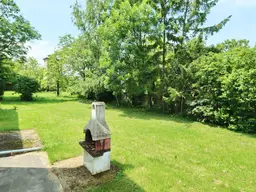 Außergewöhnliches Herrenhaus mit traumhaftem Garten