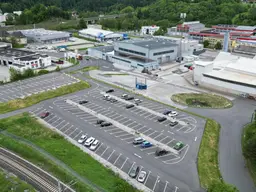 Industriestandort in strategischer Lager - Moderne Produktionshallen in Arnoldstein