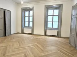 Großzügige Bürofläche im Palais Trauttmansdorff ca. 418 m²