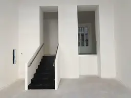 Geschäftslokal - Edelrohbau in der Porzellangasse