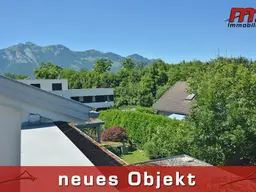 Ruhig gelegene Maisonette-Wohnung mit Dachterrasse und Fernblick (Top 10)