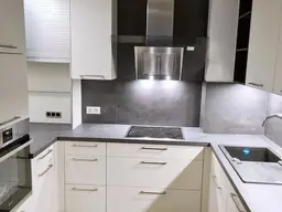 Neuwertige 2-Zimmer Stadtwohnung mit Balkon und TG