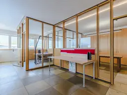 Hochwertig saniertes Büro mit Designausstattung