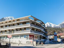 Geräumiges 3-Zimmer-Penthaus mit sehr großer Terrasse Top 22