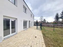 Traumhafte Doppelhaushälfte - Erstbezug, 5 Zimmer, Garten, Terrasse, 2 Stellplätze - Nähe Bahnhof!