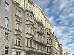 Büroflächen von 140-670m2 in repräsentativem Altbau - Nähe Wien Mitte - 12,90 EUR/m2