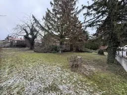 Großzügiges Eckgrundstück mit Altbestand in Lanzendorf zu verkaufen!