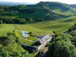 Luxuriöser Zweitwohnsitz in der Südsteiermark - Residenz mit Infinty Pool