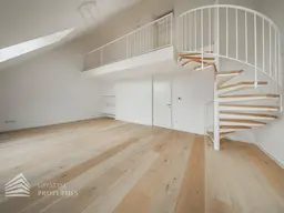 Helle 2-Zimmer-Maisonettewohnung, Nähe Wiedner Hauptstraße