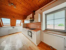 Charmante 3-Zimmer-Dachgeschosswohnung im Zentrum von Horn