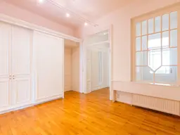 Repräsentative Altbauwohnung mit Büro und Rohdachboden im Herzen von Baden