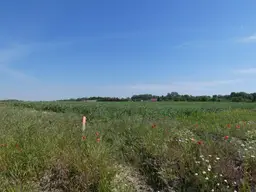 BAUGRUND IN JUNGER SIEDLUNG NÄHE WIEN BRATISLAVA