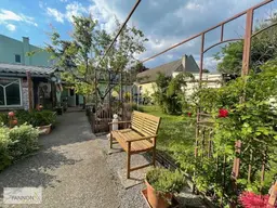 Gepflegtes Landleben mit Ruhe und Gelassenheit / Ein- bzw. Zweifamilienhaus