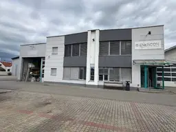 Gols - Bürogebäude mit Lager- und Sozialräumen sowie großem Parkplatz