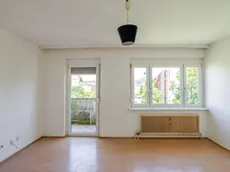 Mit Balkon &amp; Parkplatz: Charmante Kleinwohnung in Andritz – auch als sanierte Designwohnung erhältlich
