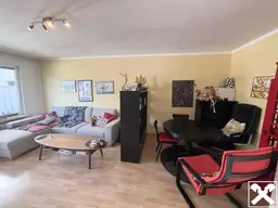 Charmante 2,5-Zimmer-Wohnung in Mühlau mit Garagenplatz