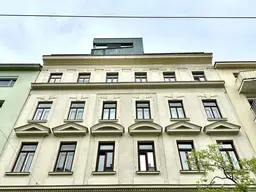 Gartenwohnung in Top-Lage, in einem sehr schönen gepflegten Altbau!